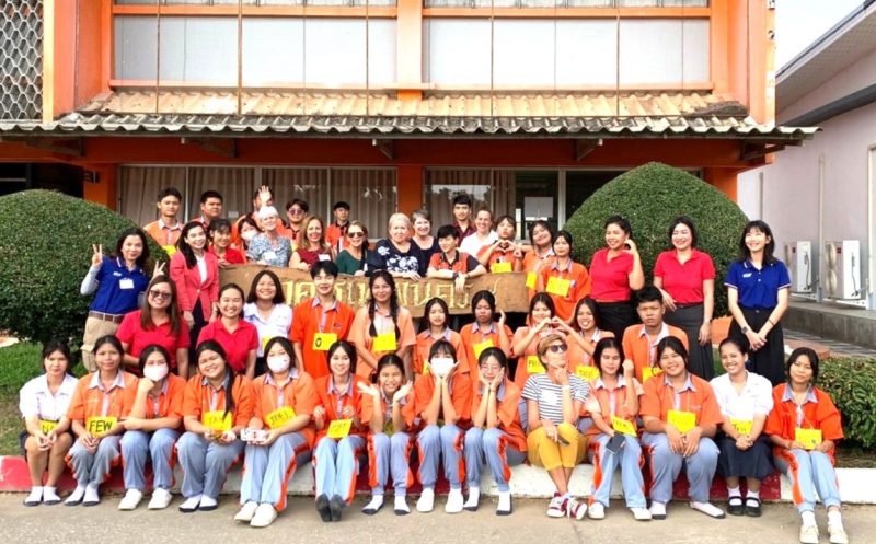 สมาคมสตรีอเมริกันแห่งประเทศไทยจับมือมูลนิธิ EDF พัฒนาทักษะภาษาอังกฤษในโรงเรียน