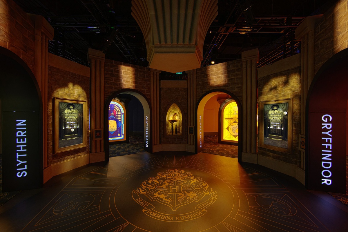 HARRY POTTER(TM): THE EXHIBITION OPENS AT THE LONDONER MACAO TODAY