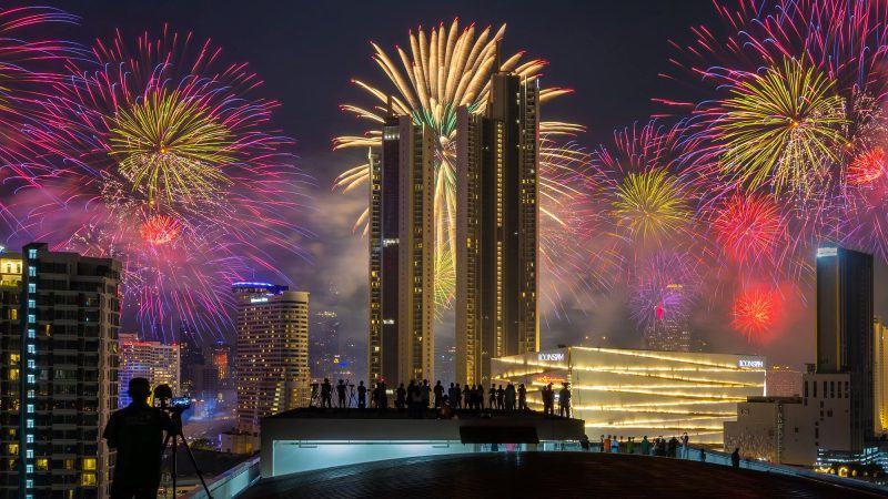 สุดยอดภาพถ่ายชนะเลิศ Amazing Thailand Countdown 2024 at ICONSIAM สะท้อนภาพความสุขและความงดงามของการแสดงพลุดอกไม้ไฟในค่ำคืนส่งท้ายปี