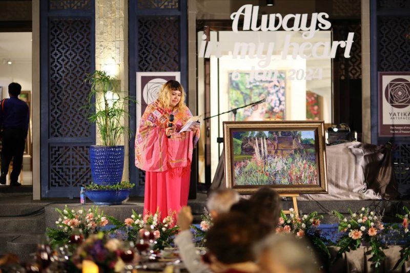 Yatika Art Space จัดงาน Always In My Heart เพื่อรำลึกการครบรอบ 100 วันการเสียชีวิตของ คุณวัลย์นภัส จิรสิทธิธำรง