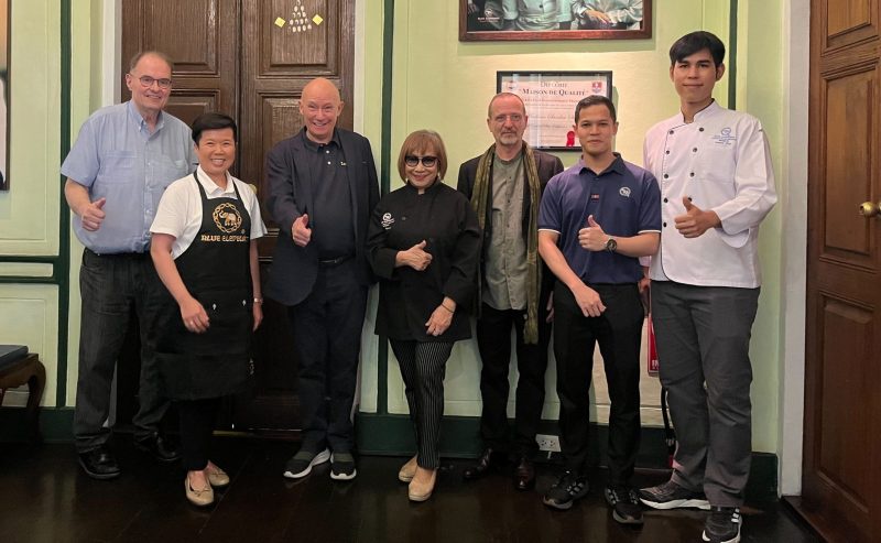 Master Chef Nooror Somany Steppe Welcomes Top Executives from Sasin School of Management to the Blue Elephant Cooking School Restaurant