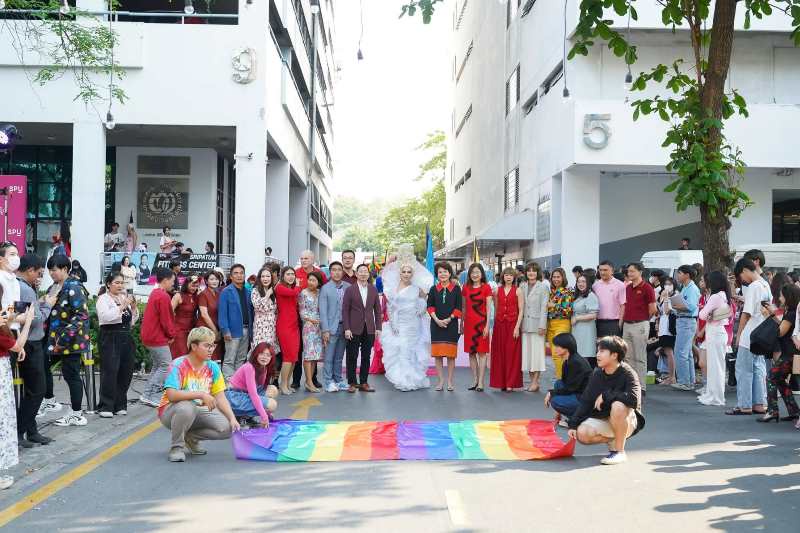 DEK SPU แสดงพลัง LOVE IS EQUALITY 2024 ในวันแห่งความรัก