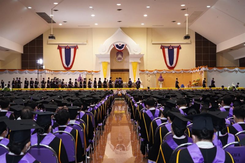 The Royal Graduation Ceremony for the Academic Year 2022 at the University of Phayao was a Momentous Cccasion, with Mr. Palakorn Suwanrath, a Privy Councilor, representing His Majesty King Maha Vajiralongkorn Bodindradebayavarangkun.