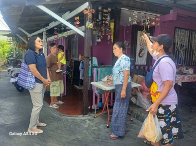 เขตสาทรจัดเก็บขยะในชุมชนกุศลทองไม่ให้ตกค้าง กำชับเจ้าหน้าที่ดูแลความสะอาดพื้นที่สม่ำเสมอ