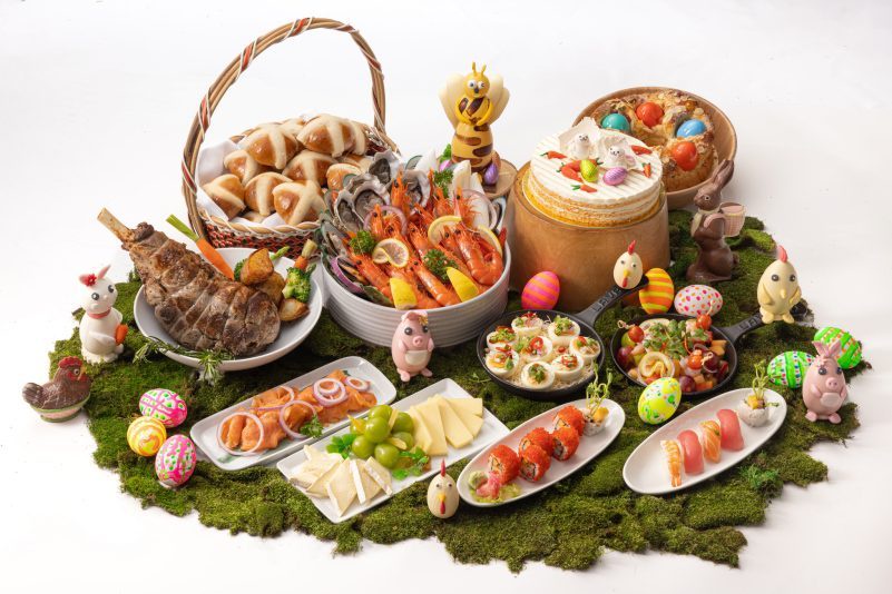 Make this a family Easter with buffet lunch featuring poolside BBQ at Holiday Inn Bangkok