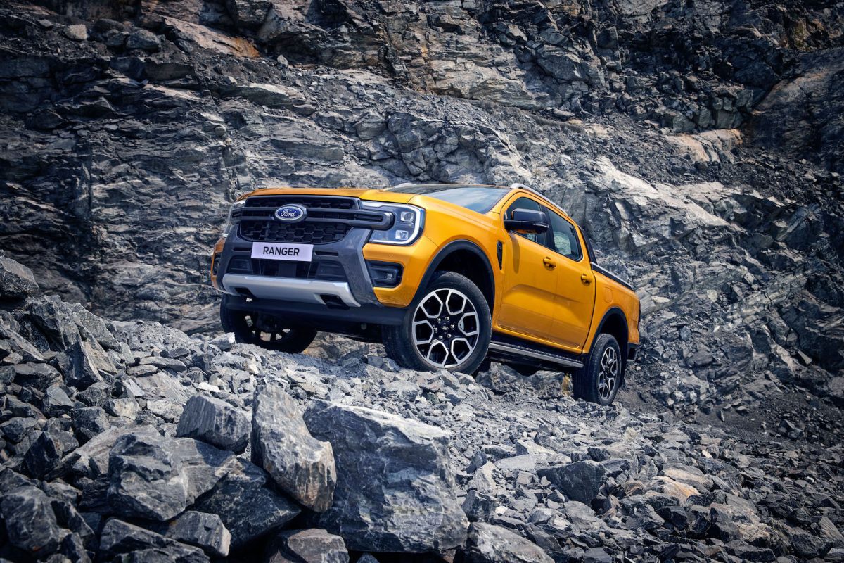 Ford Reveals Specifications and Pricing for Ford Ranger Wildtrak and Ford Everest Platinum Featuring V6 Diesel