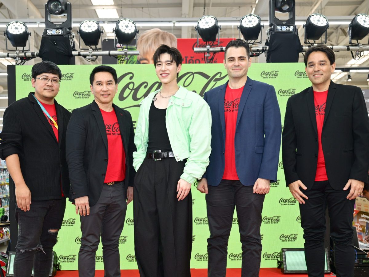 ThaiNamthip joins hands with Lotus's to host 'Coke' Zero Lime Exclusive Launch event at Lotus's Sukhaphibal 1, inviting consumers to discover the refreshing new drink with PP-Krit