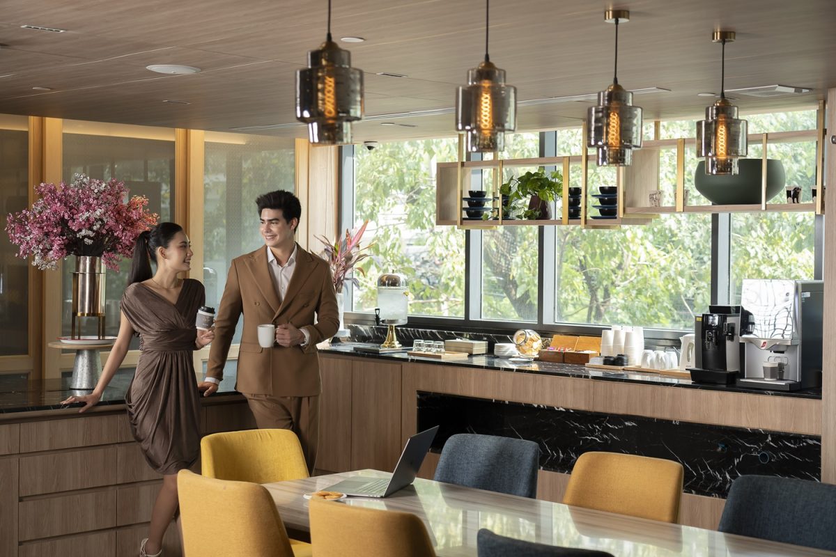 เปลี่ยนบรรยากาศมานั่งทำงาน ผ่อนคลาย และพบปะเพื่อนใหม่ที่ The Den โคเวิร์กกิ้งสเปซ ที่สเตย์บริดจ์ สวีท แบงค็อก