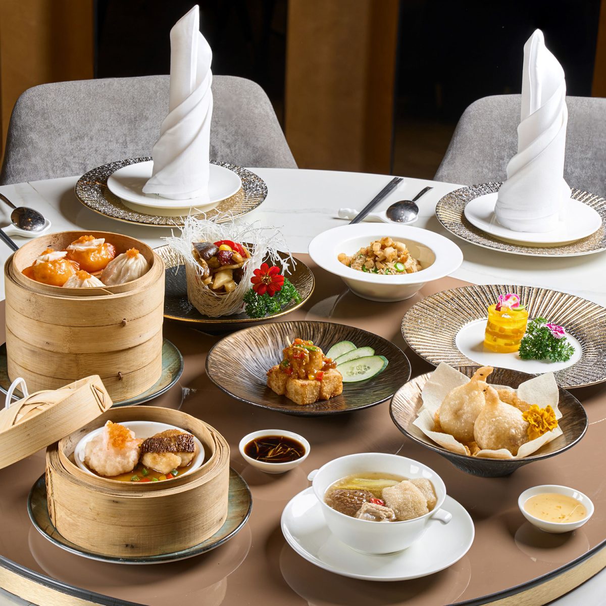มื้อกลางวันสุดหรูในราคาที่จับต้องได้! 'เฮยยิน' ชวนลิ้มลอง Summer Lunch Set เริ่มต้นเพียง 888 / ท่าน