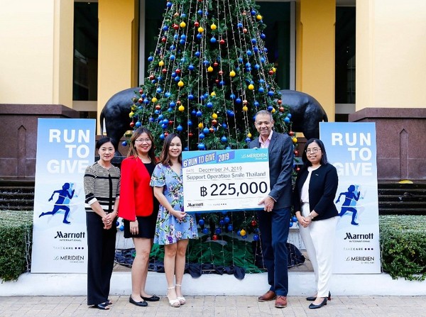 ภาพข่าว: เลอ เมอริเดียน เชียงใหม่ มอบรายได้จากงานวิ่งการกุศล 'Run to Give 2019 ให้แก่มูลนิธิสร้างรอยยิ้มแห่งประเทศไทย