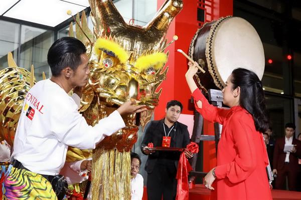 อลังการมังกรทองยาวที่สุดในไทย ห้างเซ็นทรัล ฉลองตรุษจีนปีหนูทอง CENTRAL HAPPY CHINESE NEW YEAR 2020 เนรมิตห้างแห่งความโชคดี เสริมมงคล