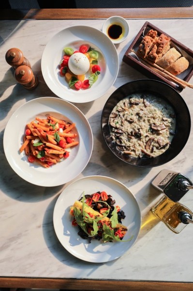เปิดประสบการณ์ทานอาหารมังสวิรัติสุดพิเศษจากฝีมือเชฟอาหารอิตาเลียนชื่อดังชาวอังกฤษ ณ ห้องอาหารทีโอ มีโอ (Theo Mio) โรงแรมอินเตอร์คอนติเนนตัล
