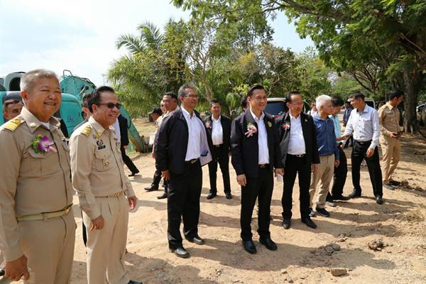 รัฐมนตรีช่วยว่าการกระทรวงมหาดไทย ลงพื้นที่จังหวัดภูเก็ต ติดตามการดำเนินโครงการก่อสร้างระบบป้องกันน้ำท่วมพื้นที่ชุมชนเมืองภูเก็ต อำเภอเมือง