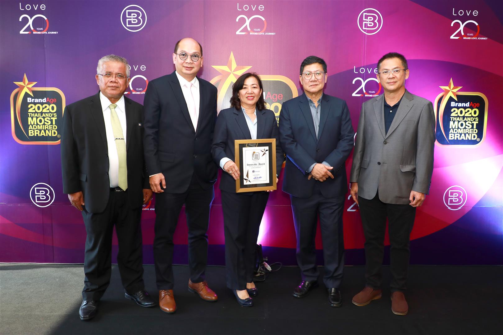 วิริยะประกันภัย รับรางวัล Thailand's Most Admired Brand ผู้นำกลุ่มประกันภัย ครองความน่าเชื่อถือสูงสุด 17 ปี