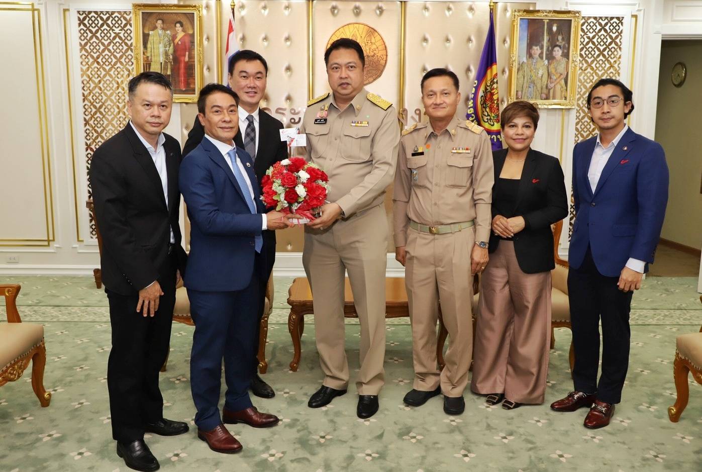 CHAYO เข้าพบรัฐมนตรีกระทรวงแรงงาน พร้อมร่วมออกบูธงาน JOB EXPO Thailand 2020